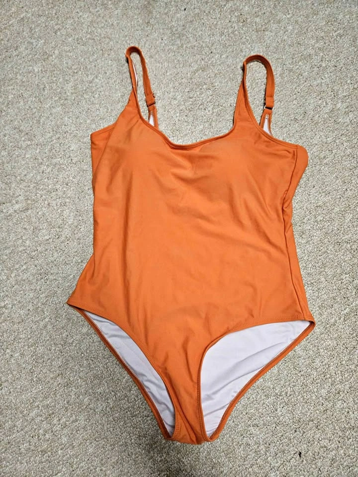 One piece bathing suit