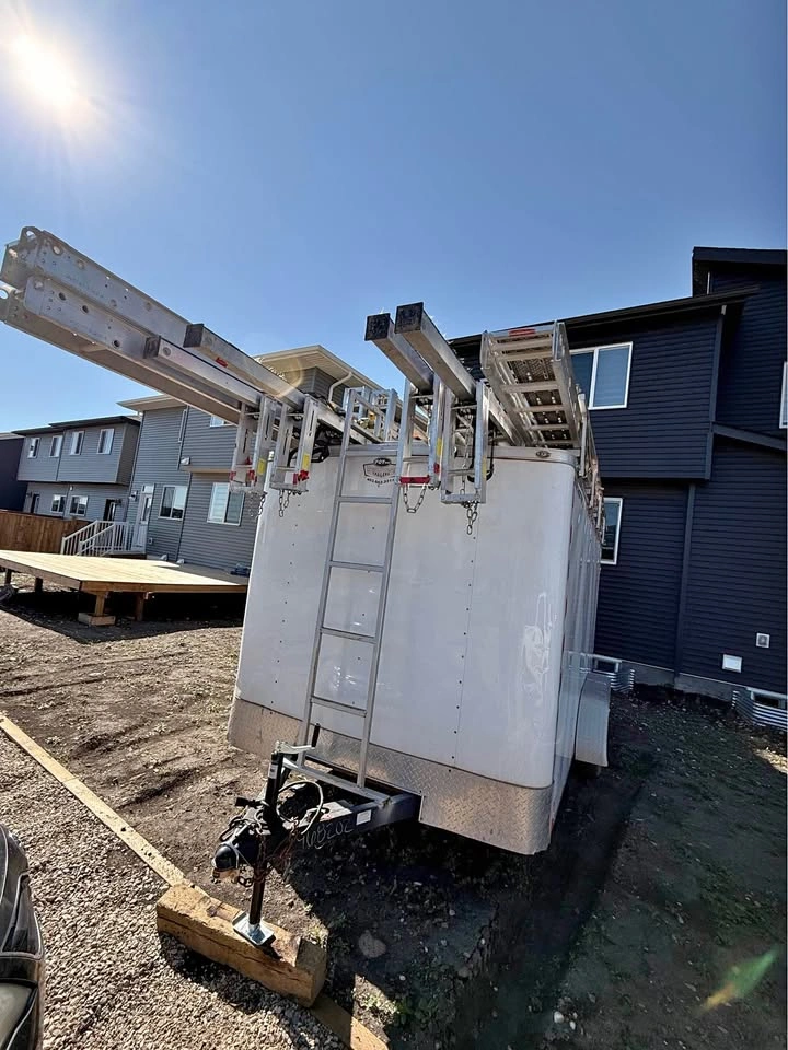 Challenger Enclosed Cargo Trailer 2018