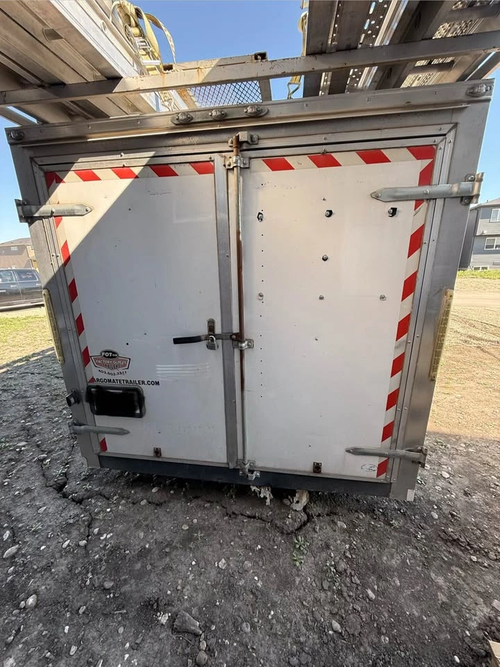 Challenger Enclosed Cargo Trailer 2018 - photo 3