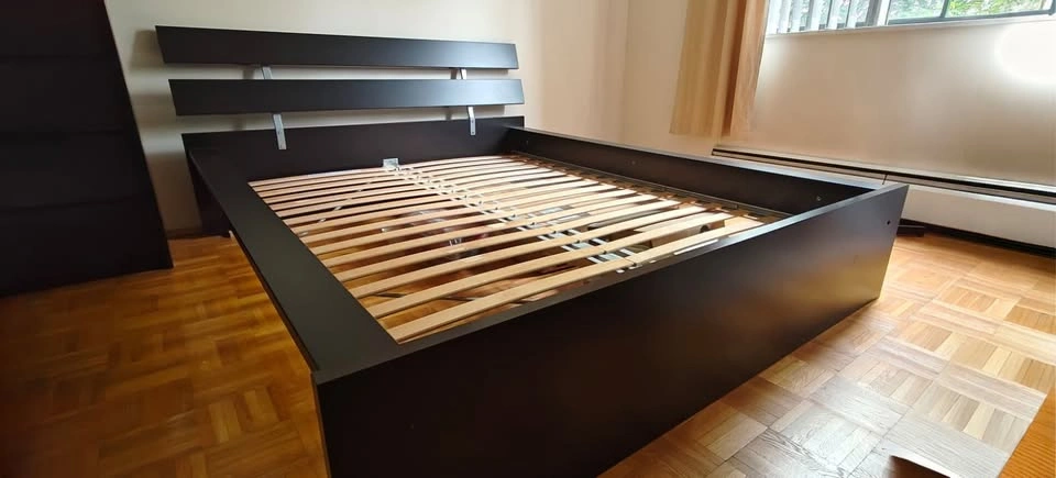 Queen Bed frame with slatted base - today only! - photo 5