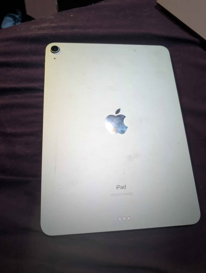 64gb iPad Air 4 - photo 3