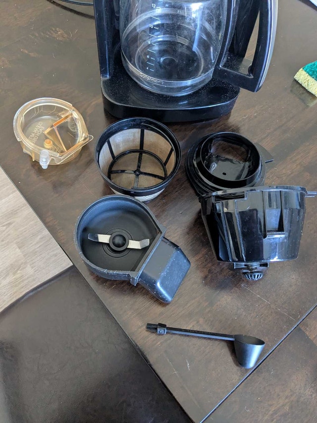 Cuisinart 12-Cup Programmable Coffee Maker - photo 4