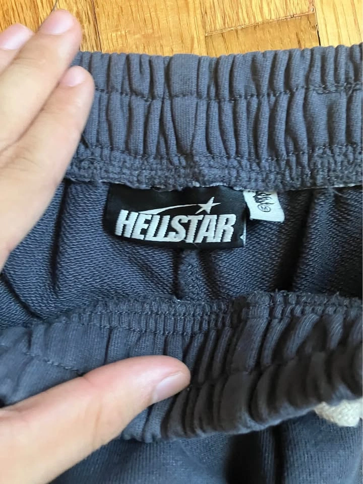 Hellstar shorts - 2 pairs - photo 3