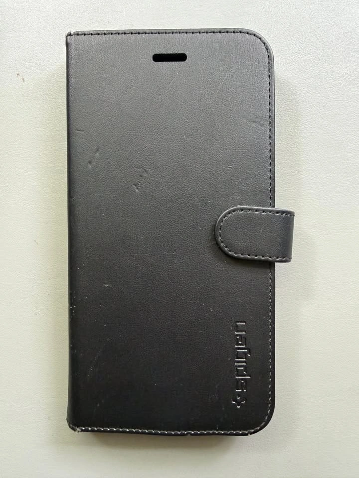 iPhone 8 Plus with Spigen Wallet Case - photo 2