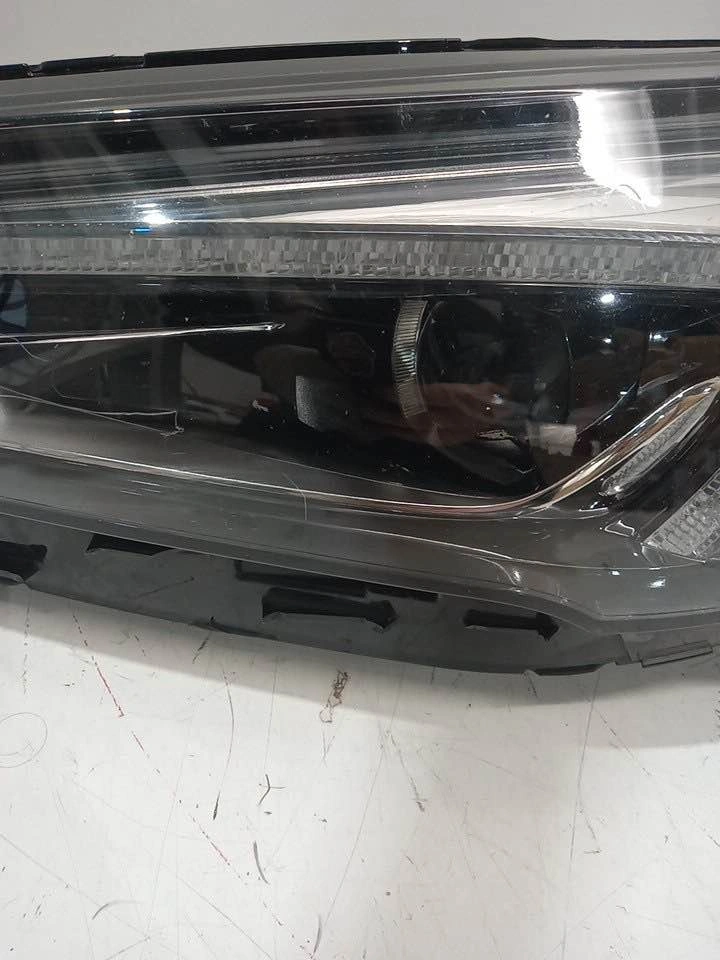 Buick Enclave Left Side Headlight 2018-2021 Part 84410855 - photo 2