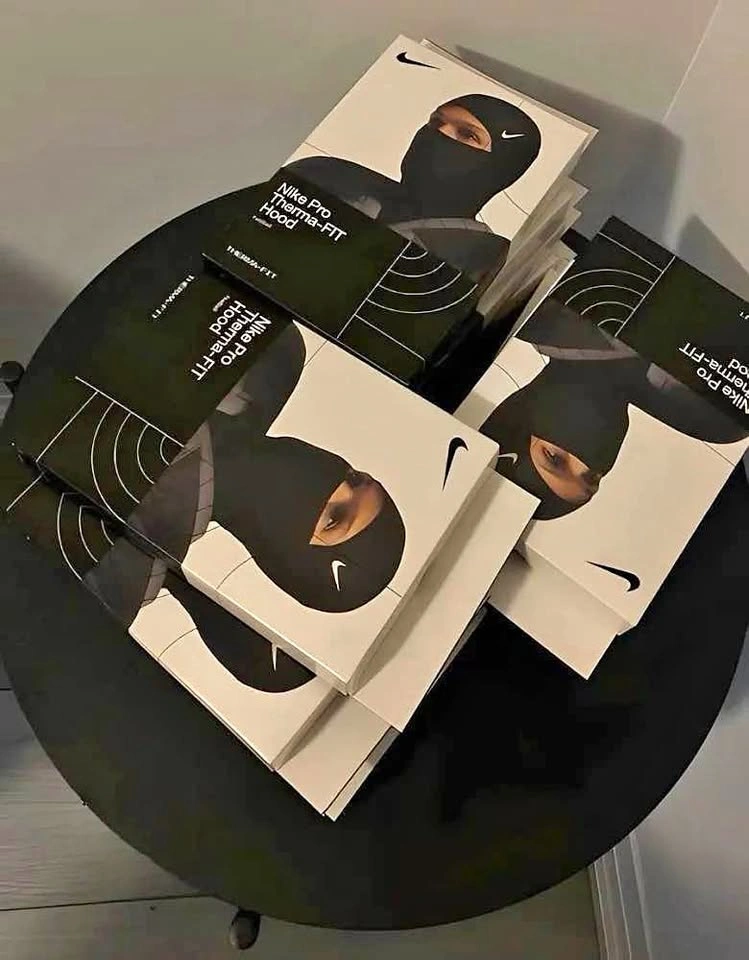 Nike Pro Therma-FIT Hood (Nike ski mask)