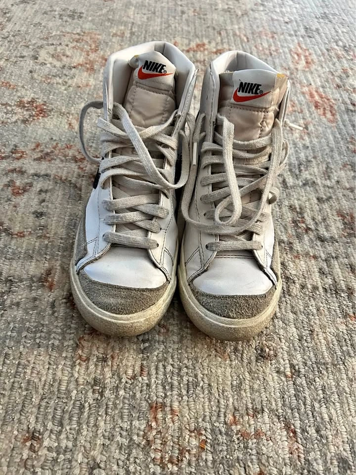 Nike Blazer Midtops Size 7
