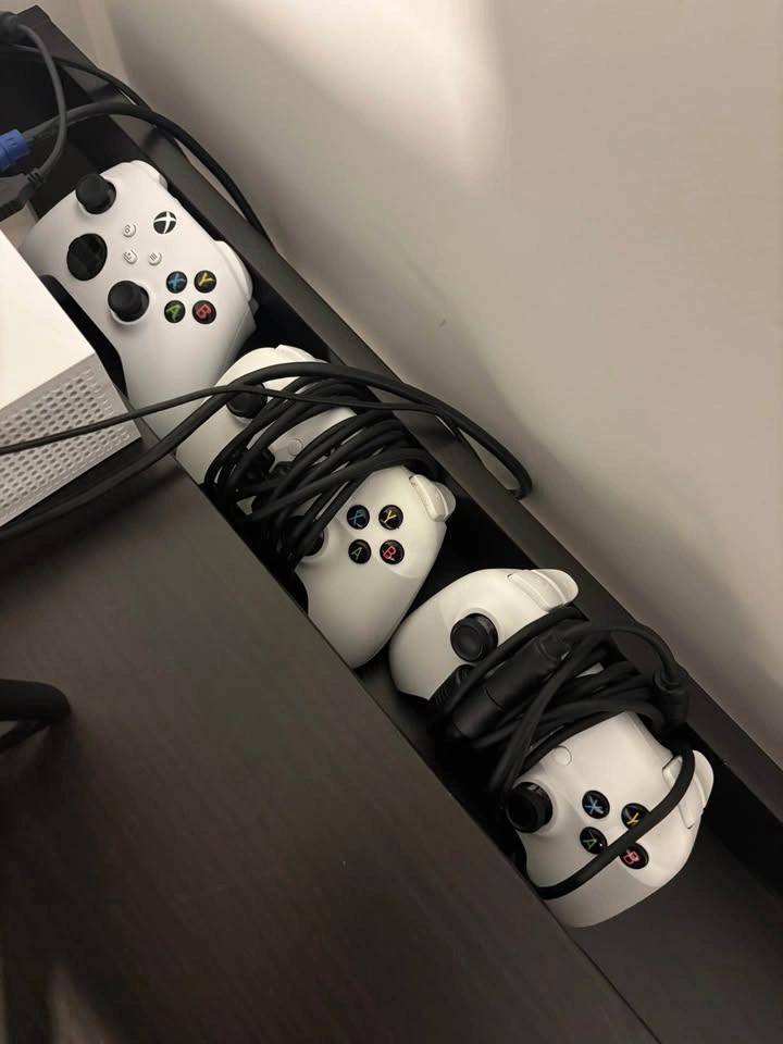 Xbox series s - photo 2