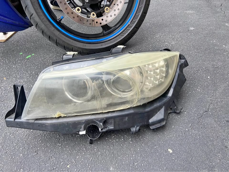BMW E90 3-Series Xenon Headlight