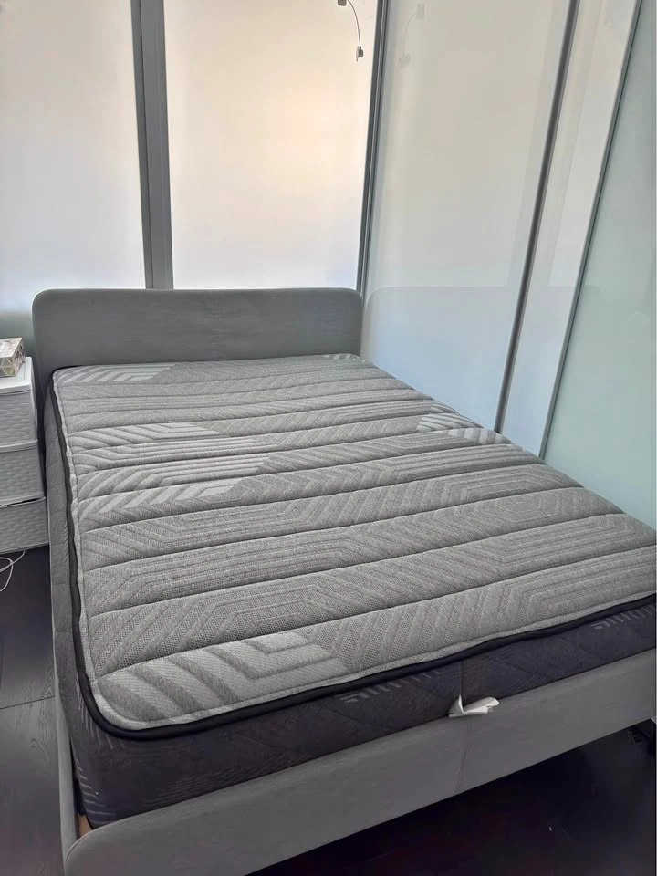 Bedframe with backboard