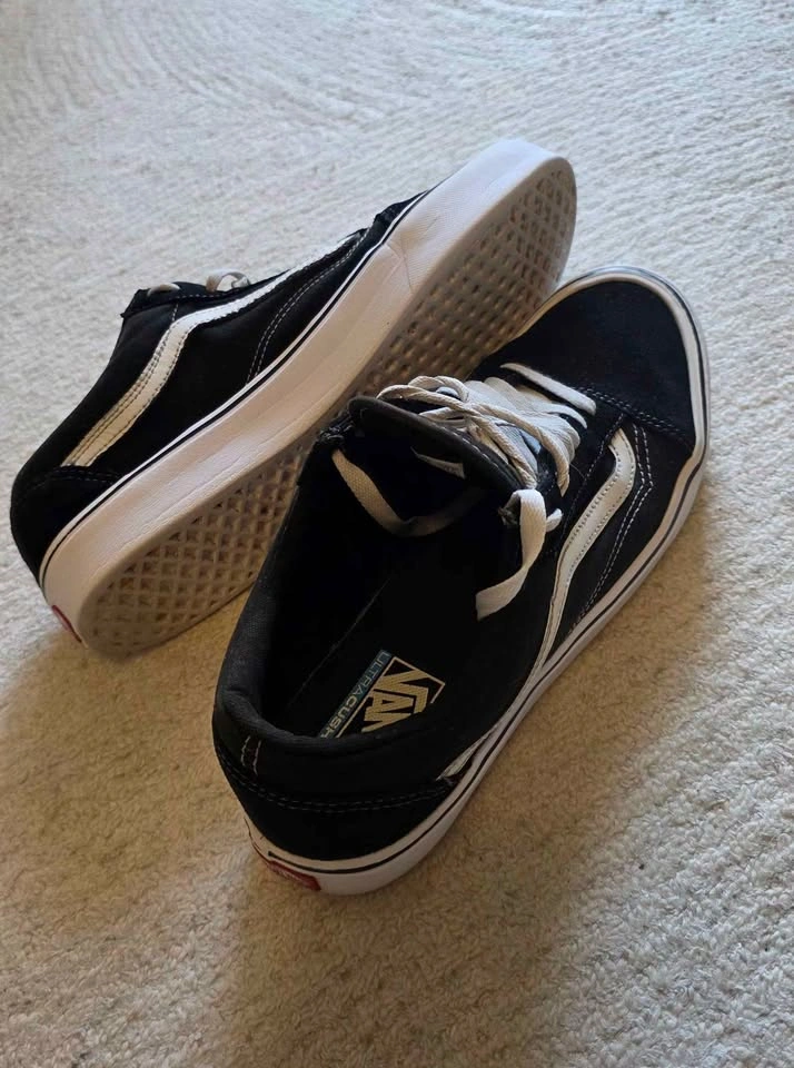 Vans Old Skool Lite (UltraCush) – Black/White - Sizes 10.5 - photo 3