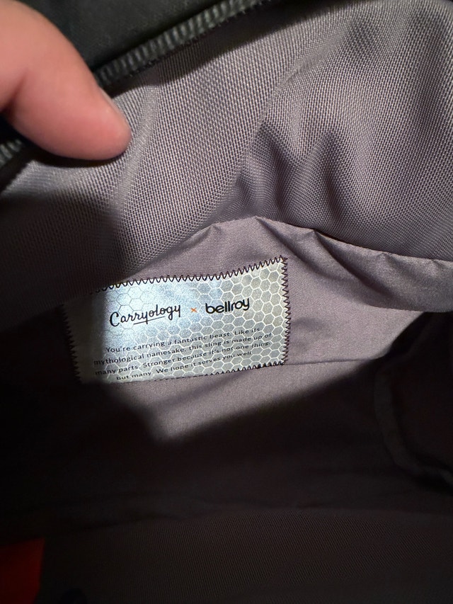 Bellroy x Carryology Chimera Sling 6L – Like-new w/mod - photo 4