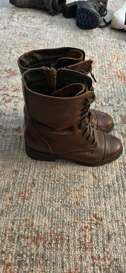 Artica Browns Exclusive Brown Combat Boots Size 7