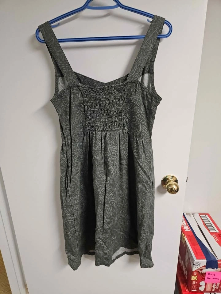Summer Dress - Size 8 - photo 2