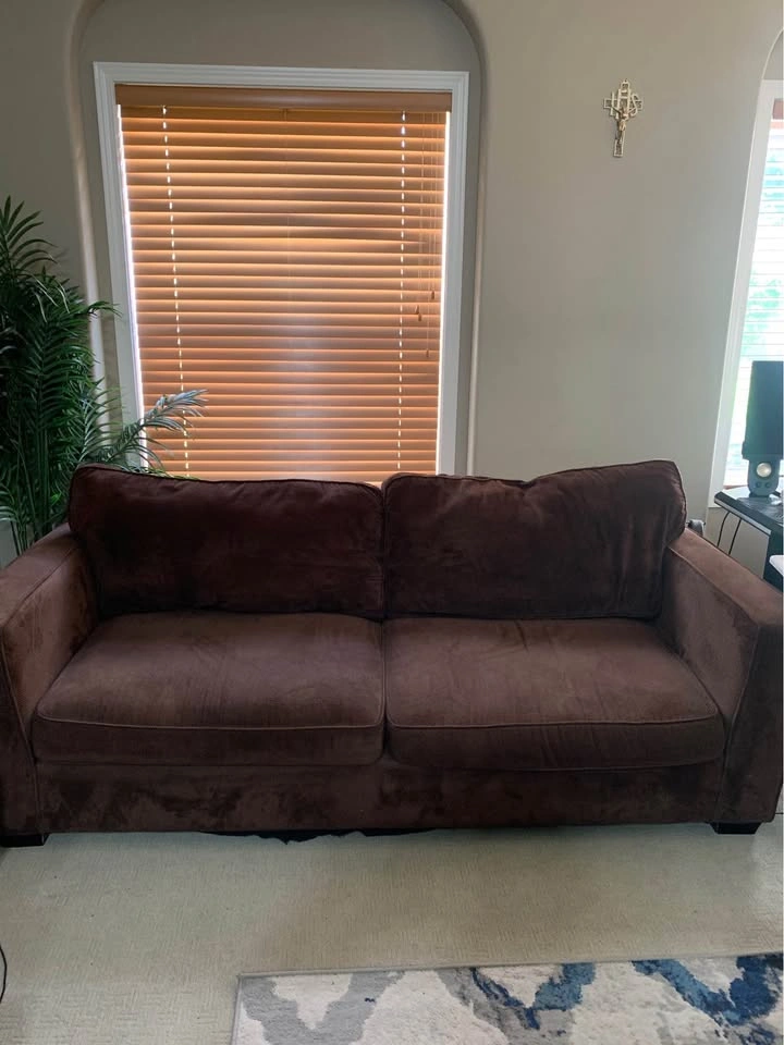 Brown Couch - photo 2