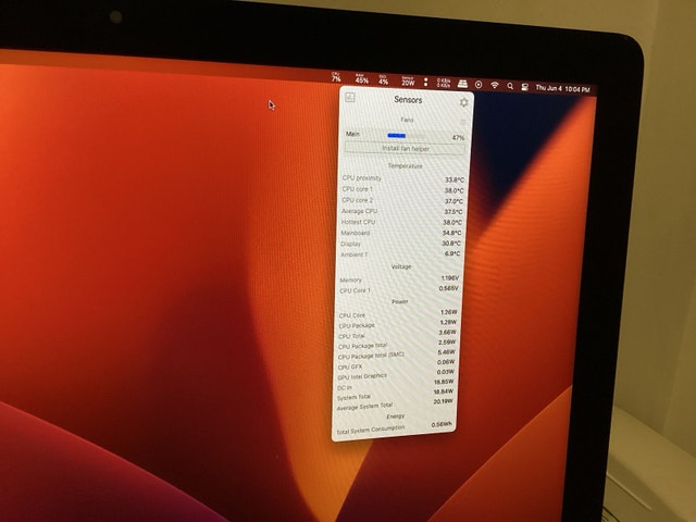 iMac 21.5-inch, i5, 8GB RAM, 480GB Flash Storage with keyboard - photo 3