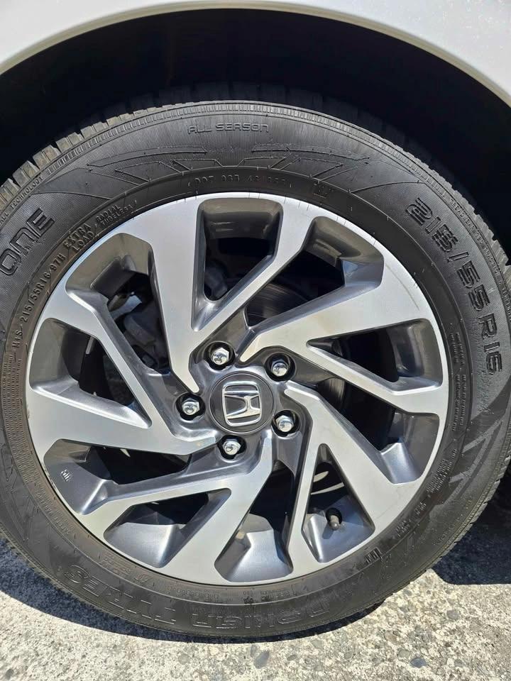 2016 Honda Civic EX Sedan - Excellent Condition - photo 5