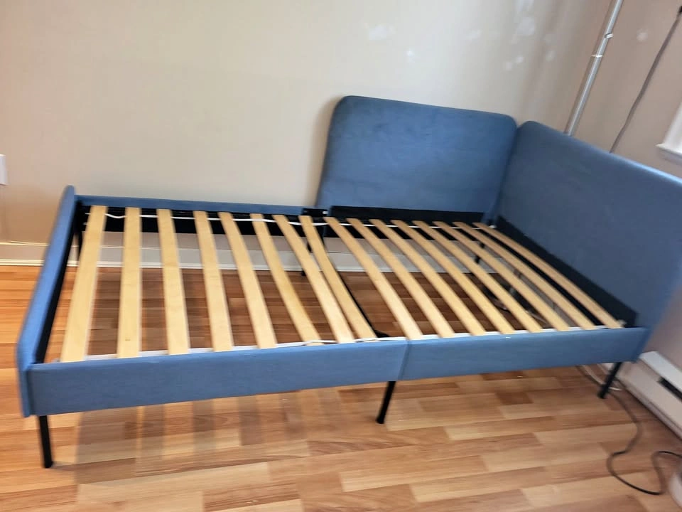 Twin Bed