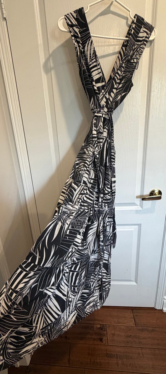 Black and White Tiered Maxi Dress with belt - photo 2