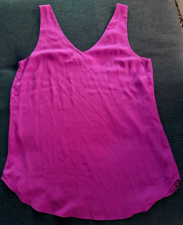RW&CO. Sleeveless V-Neck Top - photo 3