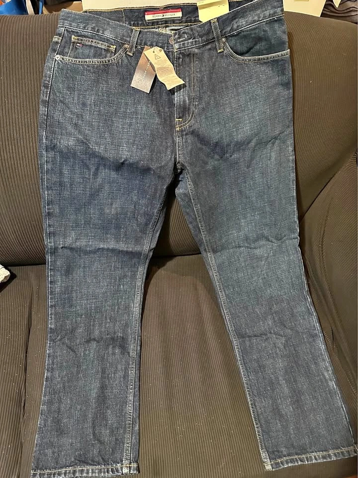 BNWT Tommy Hilfiger jeans 34x 30