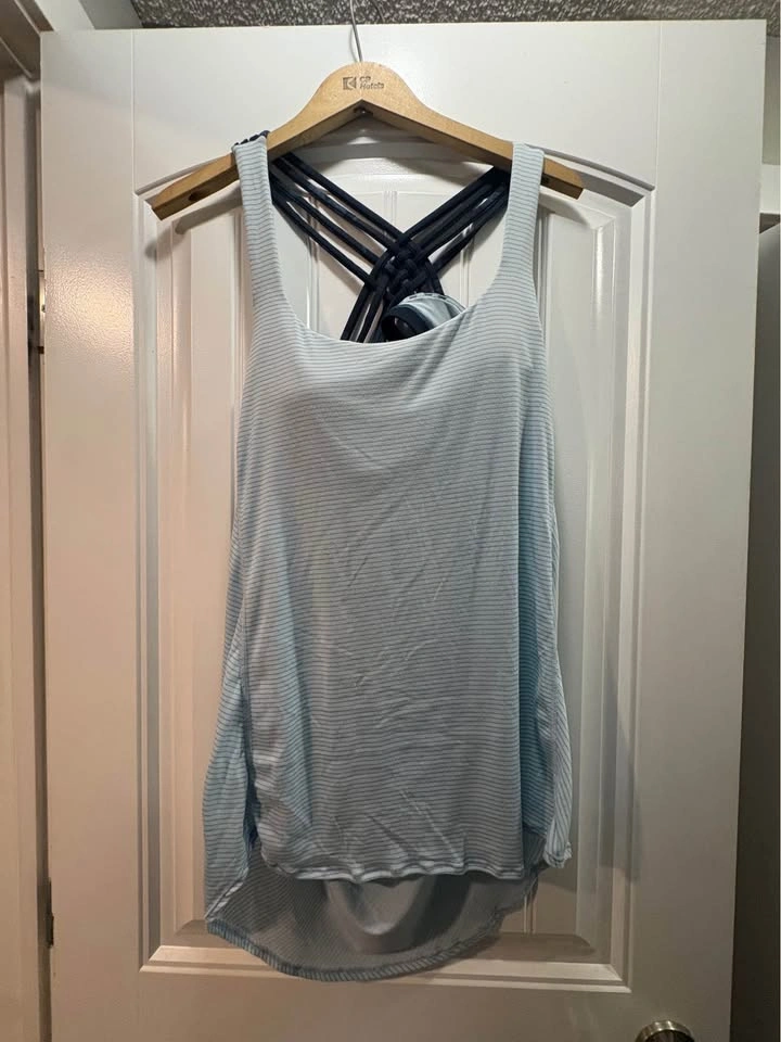lululemon wild tank size 4 and 12 - photo 4