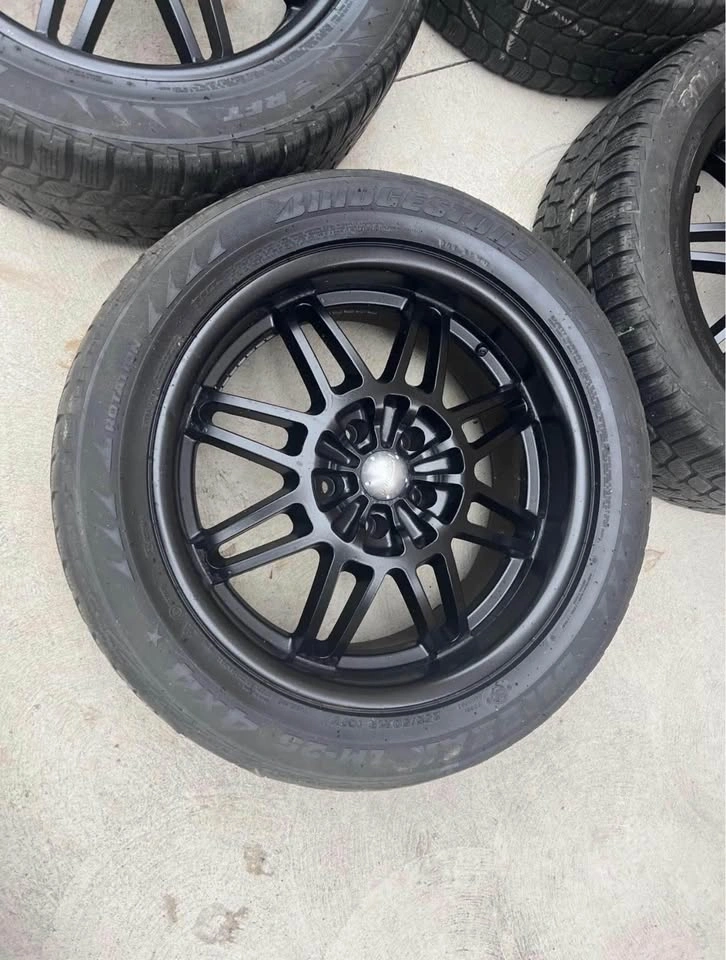 19” 5x120 rims with Tires $600 - photo 2