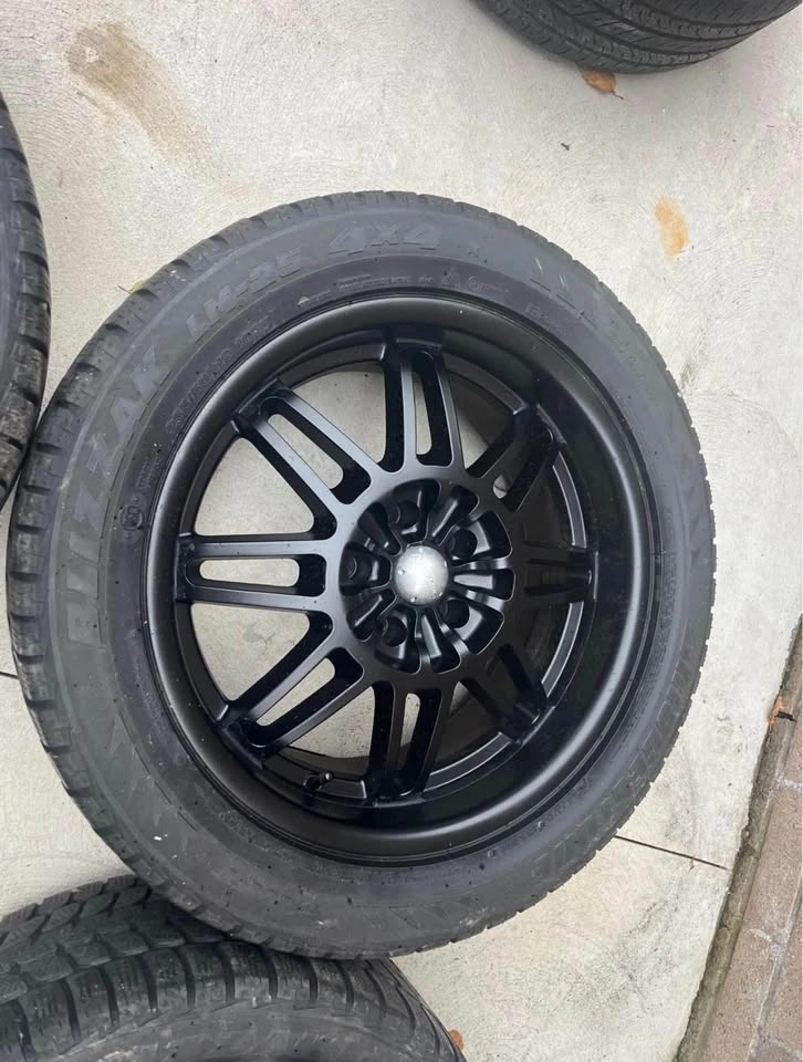 19” 5x120 rims with Tires $600 - photo 4