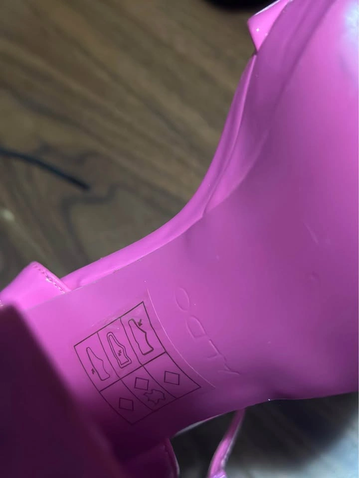 Enid Wednesday pink ALDO heels- US size 6 - photo 2