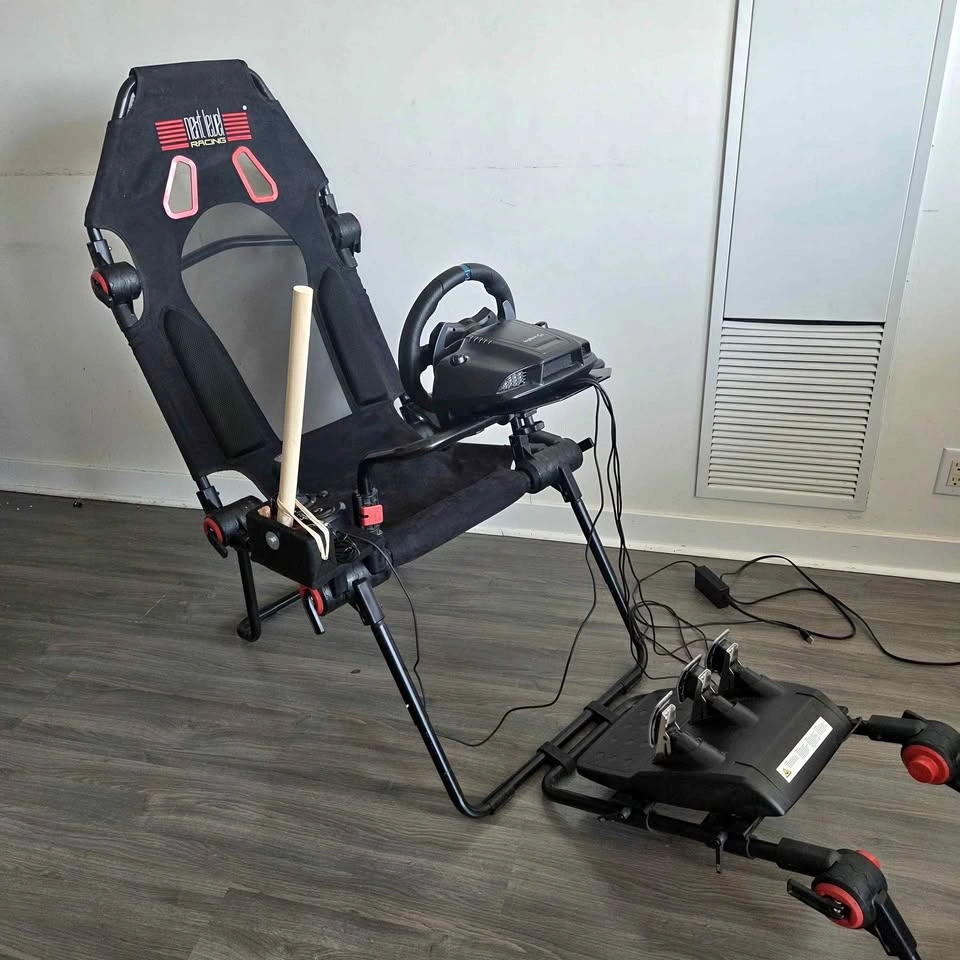 Logitech G29 Racing Sim Bundle – GT Lite Chair, Shifter & Handbr