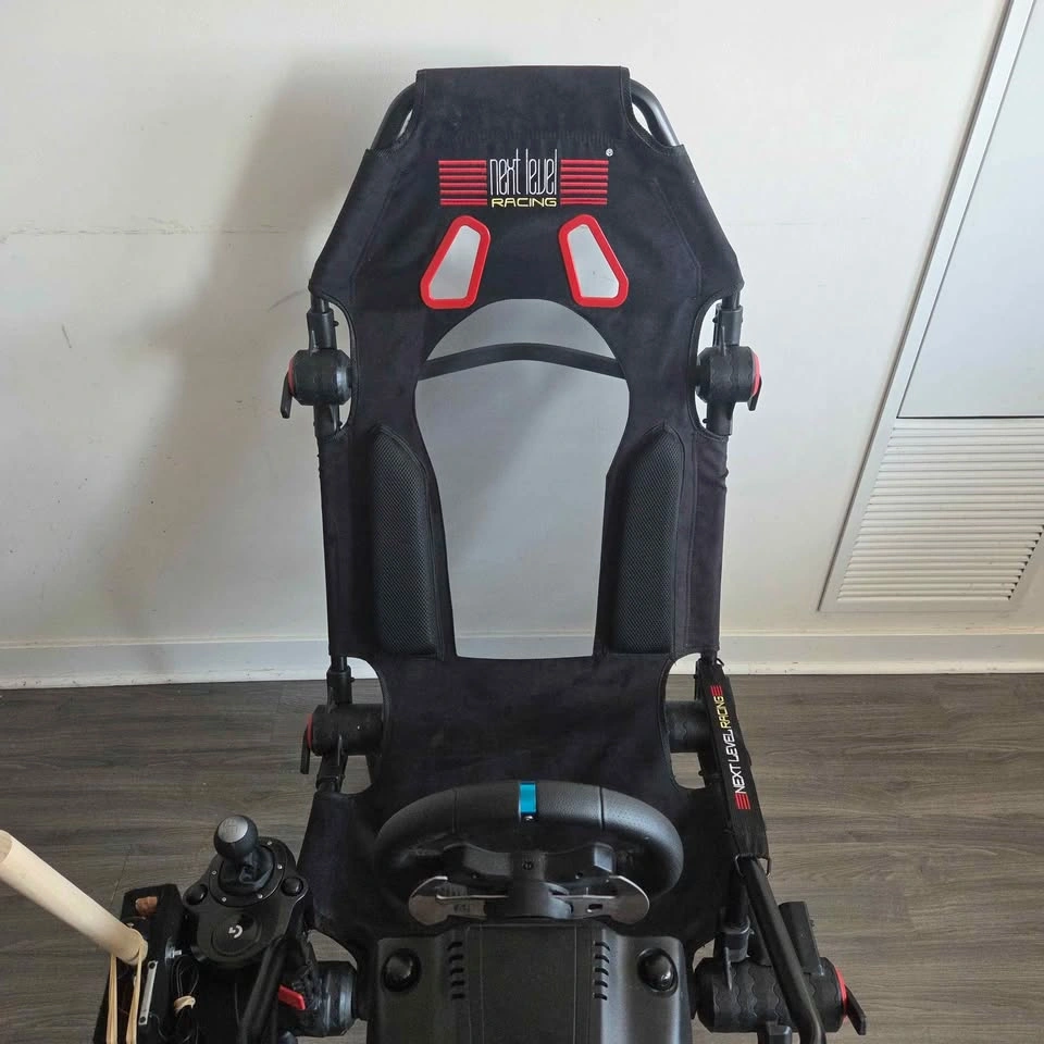 Logitech G29 Racing Sim Bundle – GT Lite Chair, Shifter & Handbr - photo 3