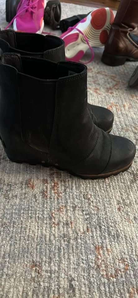 Sorel Black Wedge Ankle Boots Size 7 - photo 2