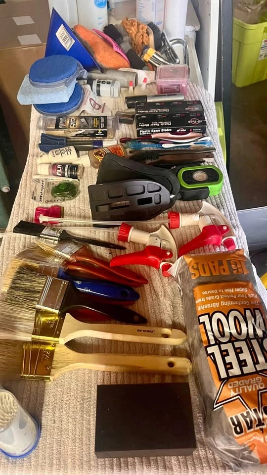 GARAGE SALE