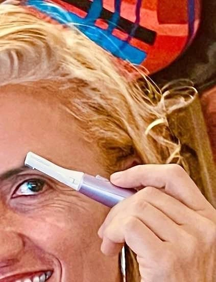 Panasonic Eyebrow & Facial Hair Trimmer for Women