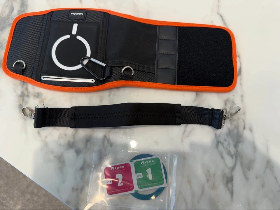 Magnetic Gym Water Bottle Bag with Phone Holder - photo 5
