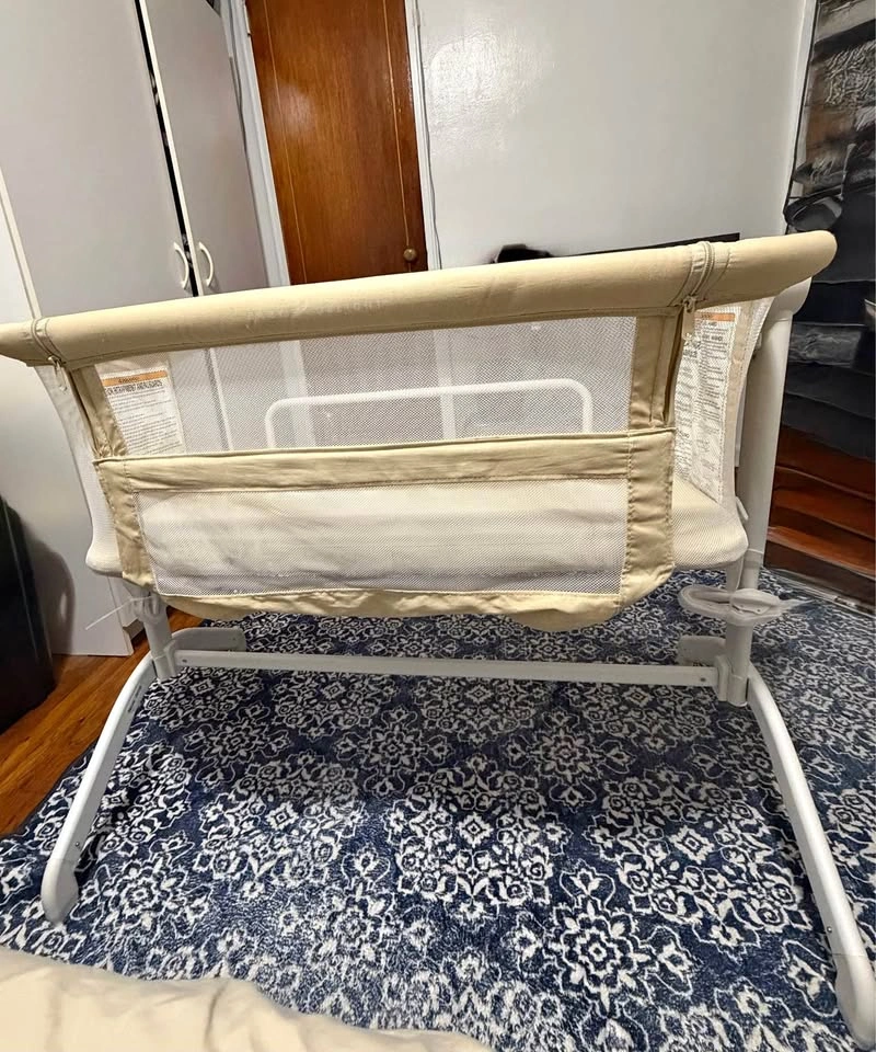 Baby Delight Beside Me Wink Bassinet | Bedside Sleeper