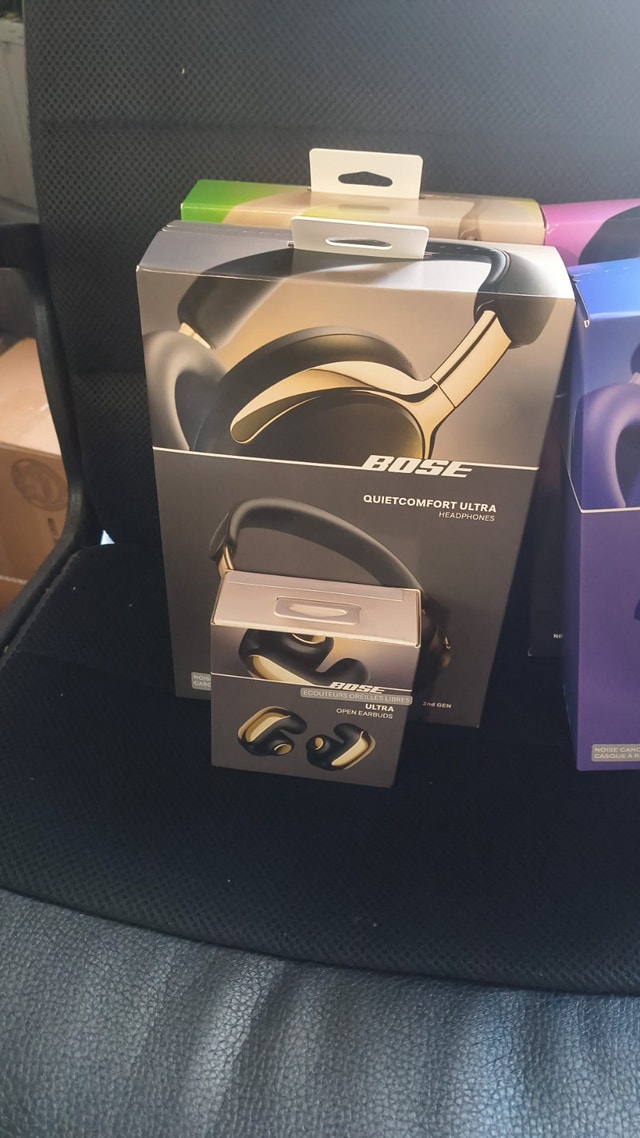 Bose - QuietComfort Ultra Headphones (2nd Gen) | BNIB Sealed - photo 2