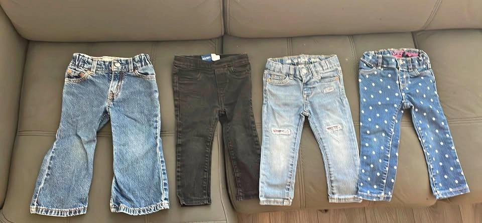 Girl Jeans size 2 (T2)