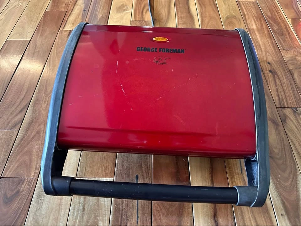 George Foreman Large Family-Size Grill GRV120R – 1400W