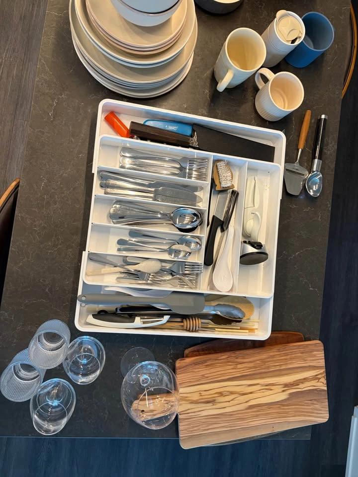 Kitchen Items – Moving Sale, Everything Must Go by July 17 - photo 4