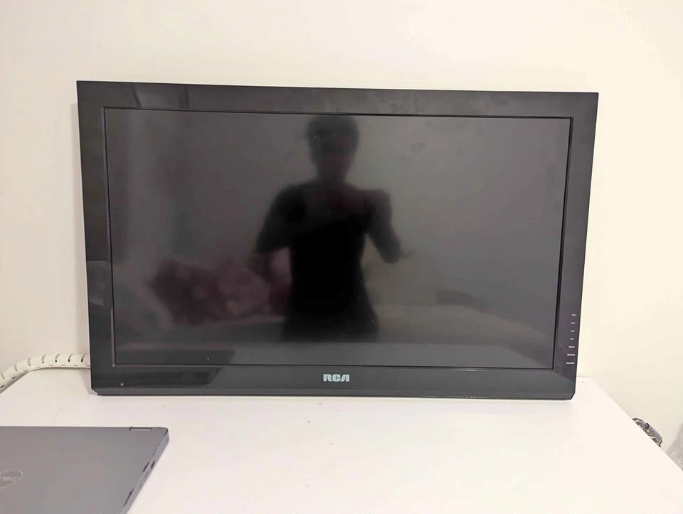 RCA 32" LED TV – $75 OBO