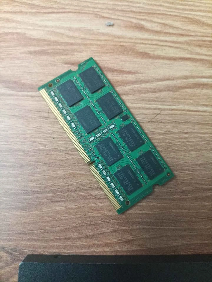 PC Computer Parts Lot + Real Hardware (4GB RAM, HDD, SSD, Padloc - photo 4