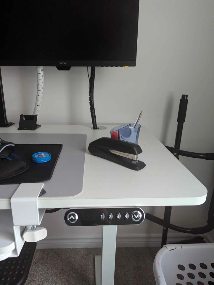 Dual Monitors on Site Stand Desk Motorized - photo 2