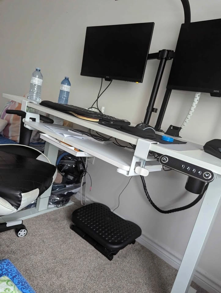 Dual Monitors on Site Stand Desk Motorized - photo 5