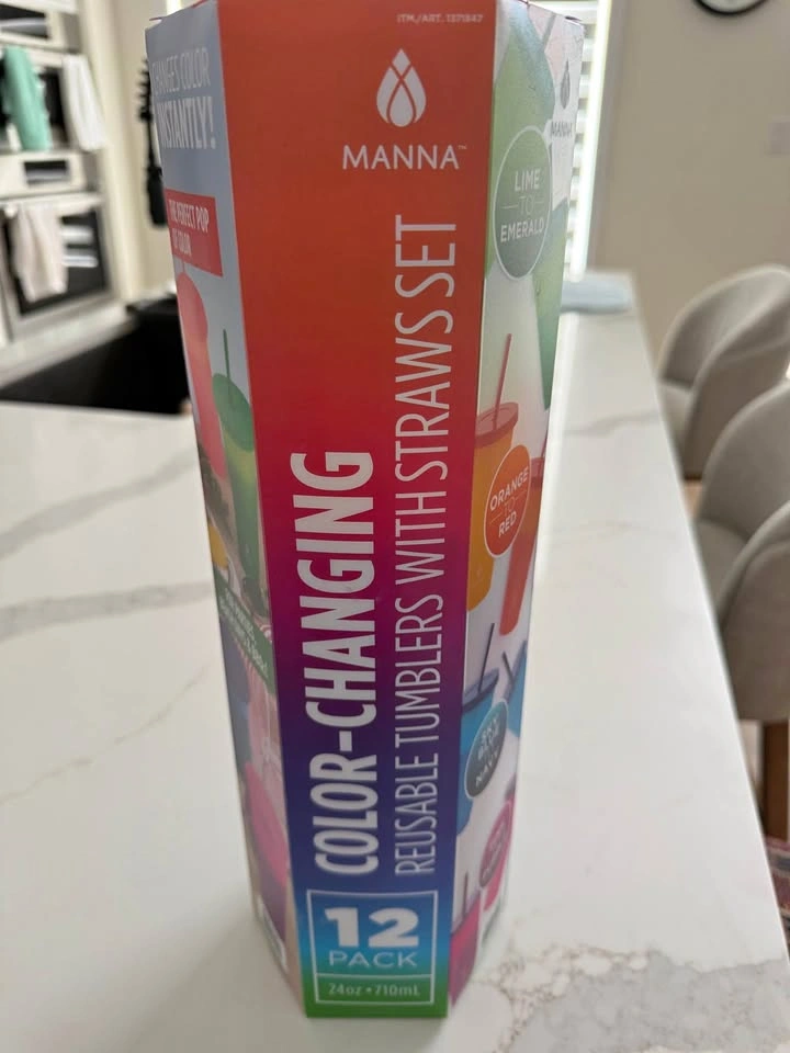 Manna Color-Changing Reusable Tumblers with Straws Set