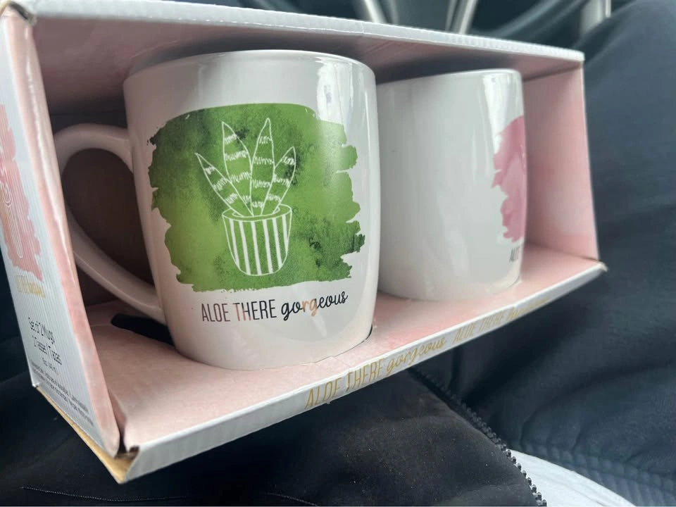Matching mugs - photo 2