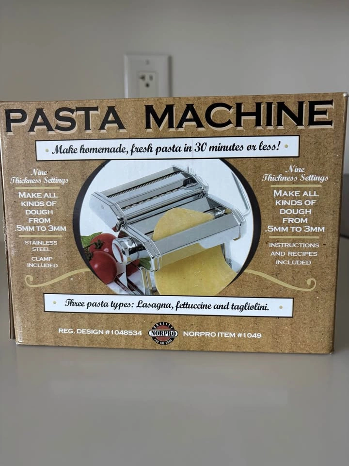 Pasta Machine - photo 2