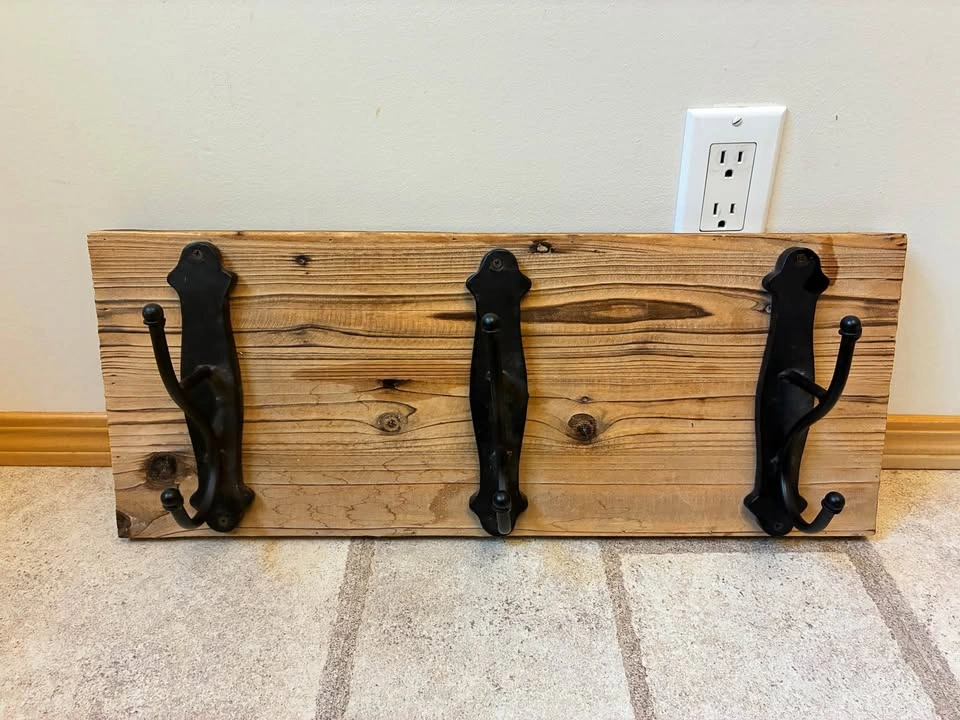 Rustic Wood Wall-Mounted 3-Hook Coat Rack