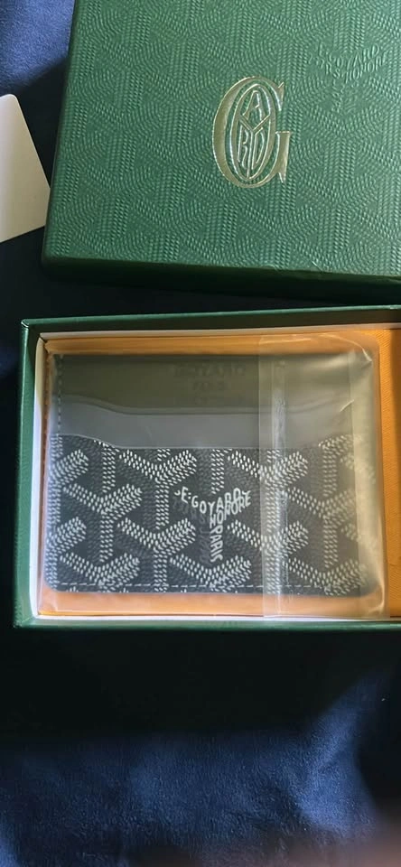 Goyard Card Holder - photo 2