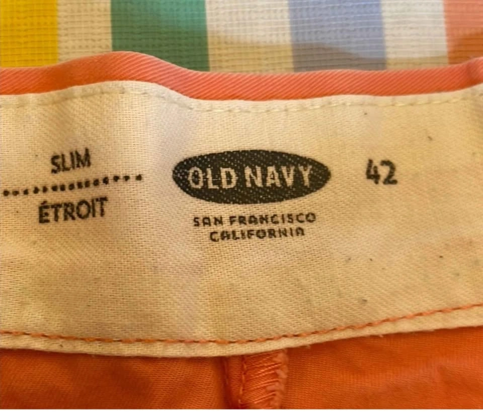 Men’s size 42 Chino Shorts. Old Navy. Salmon color. - photo 3